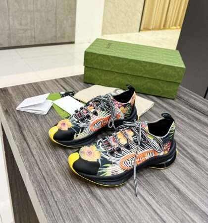 KICKWHO Gucci Sneakers GG Run Muliticolor Yellow