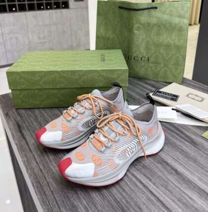 KICKWHO Gucci Sneakers GG Run Orange Grey