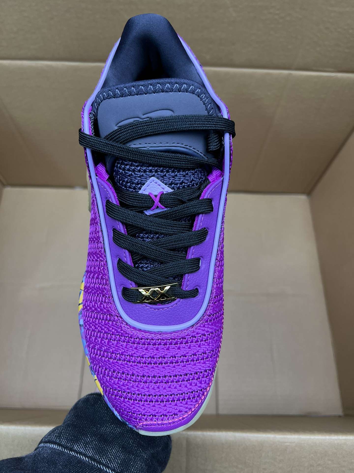 KICKWHO Nike Men's Lebron XX Lmtd EP Basketball Shoes"Vivid Purple" - Image 3