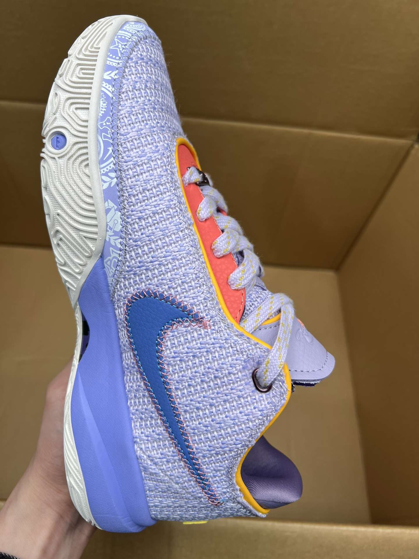 KICKWHO Nike Men's LeBron 20 Sneakers ‘Purple And Gold’ DJ5422 500 - Image 4