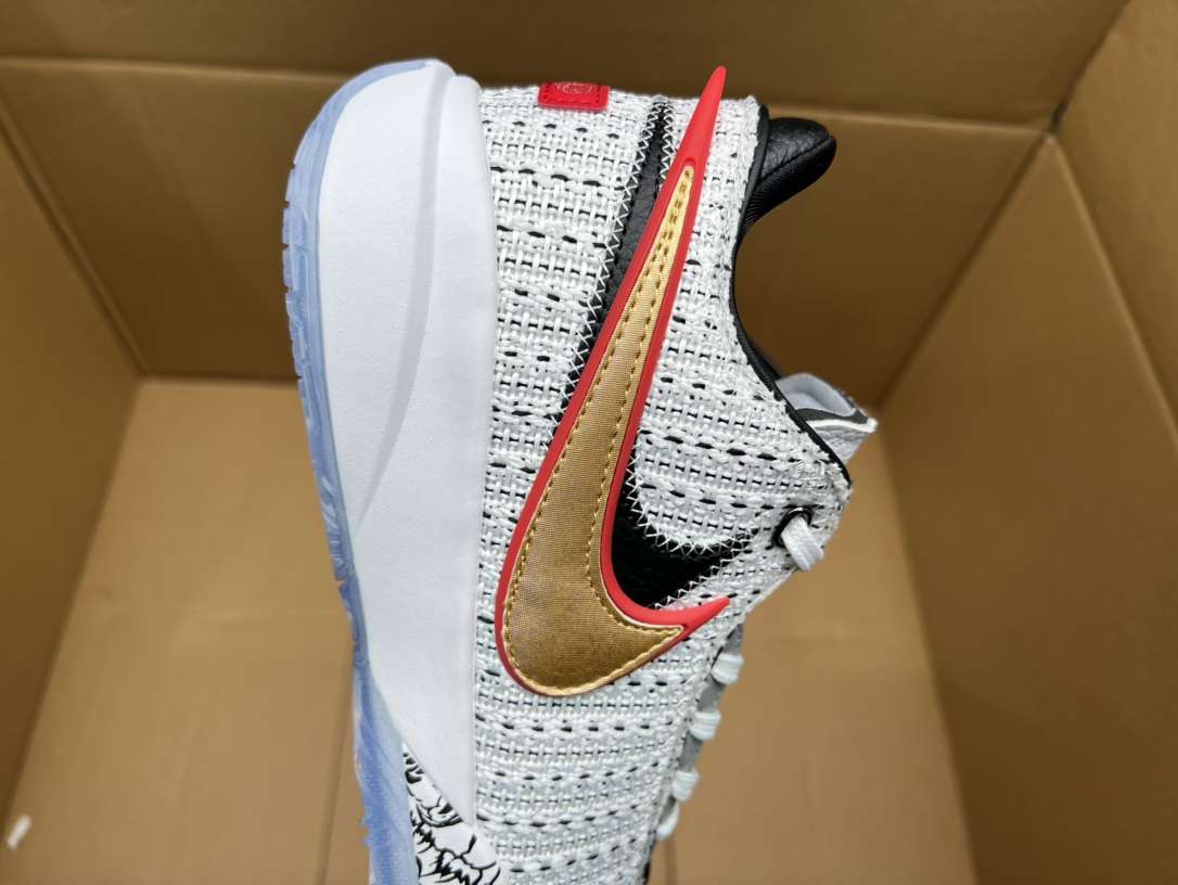 KICKWHO Nike Men's Lebron XX Lmtd EP Basketball Shoes White - Image 6