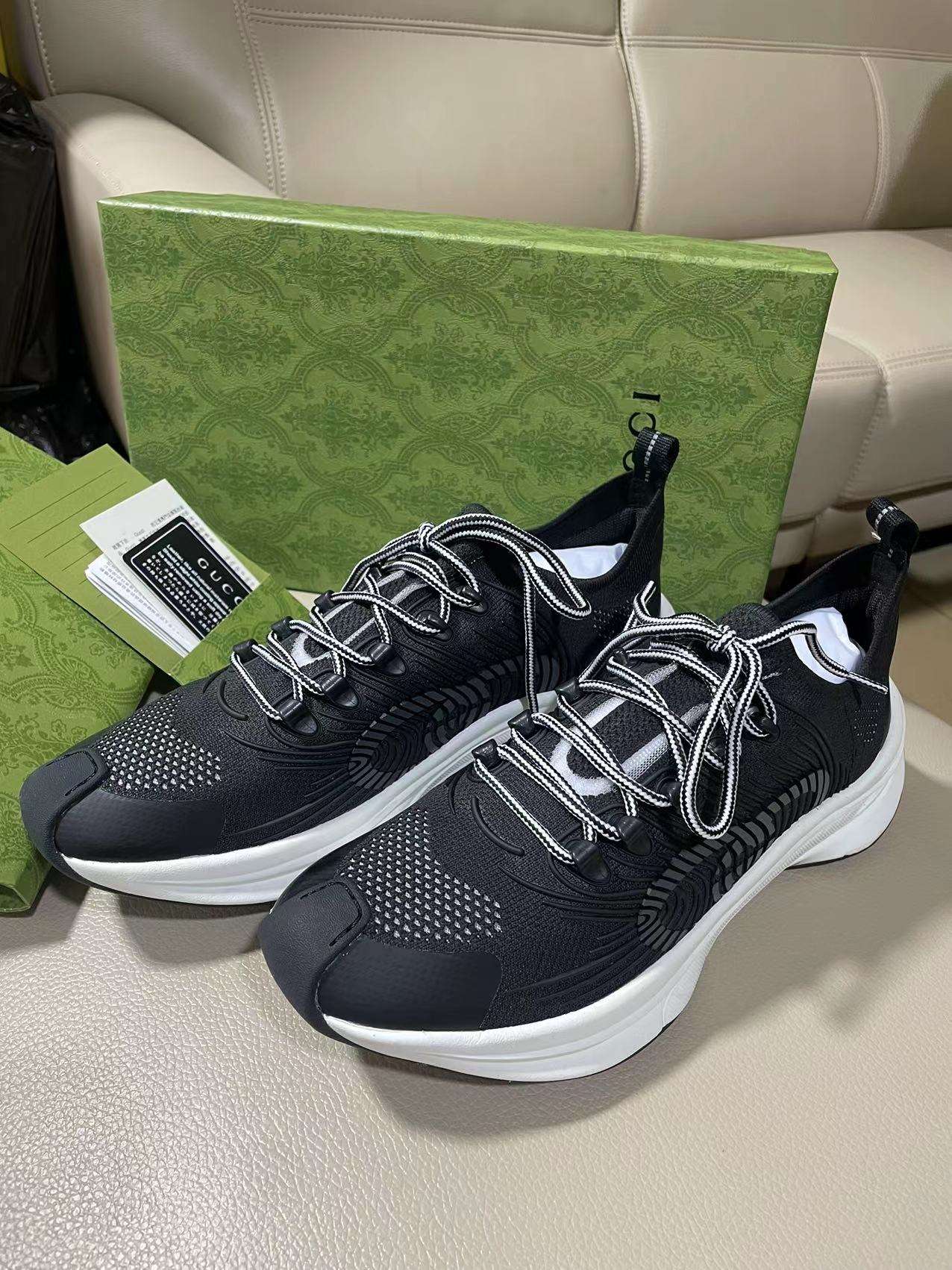 KICKWHO Gucci Sneakers GG Run Black White - Image 7