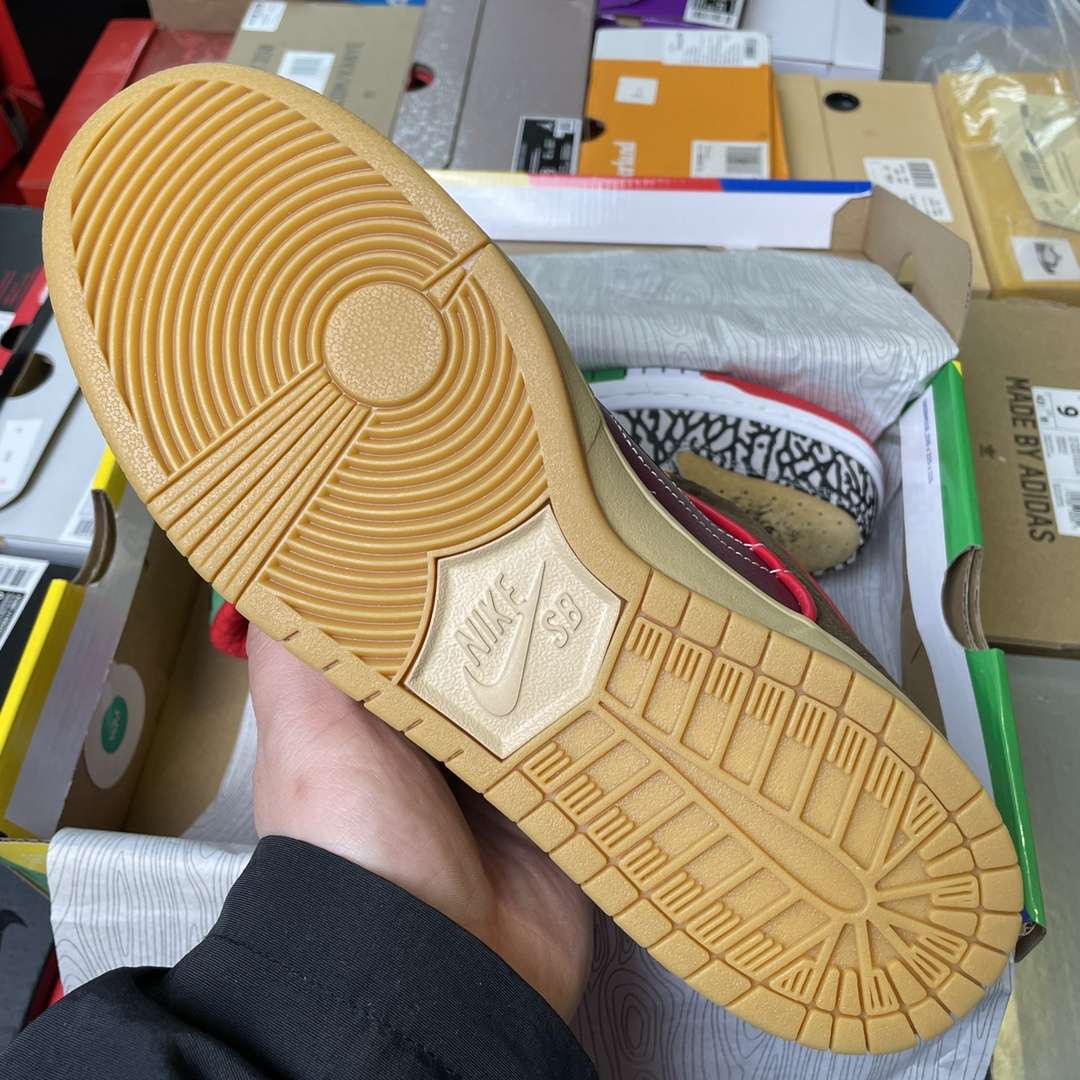 KICKWHO Nike SB Dunk Low " What The Paul " - Image 9