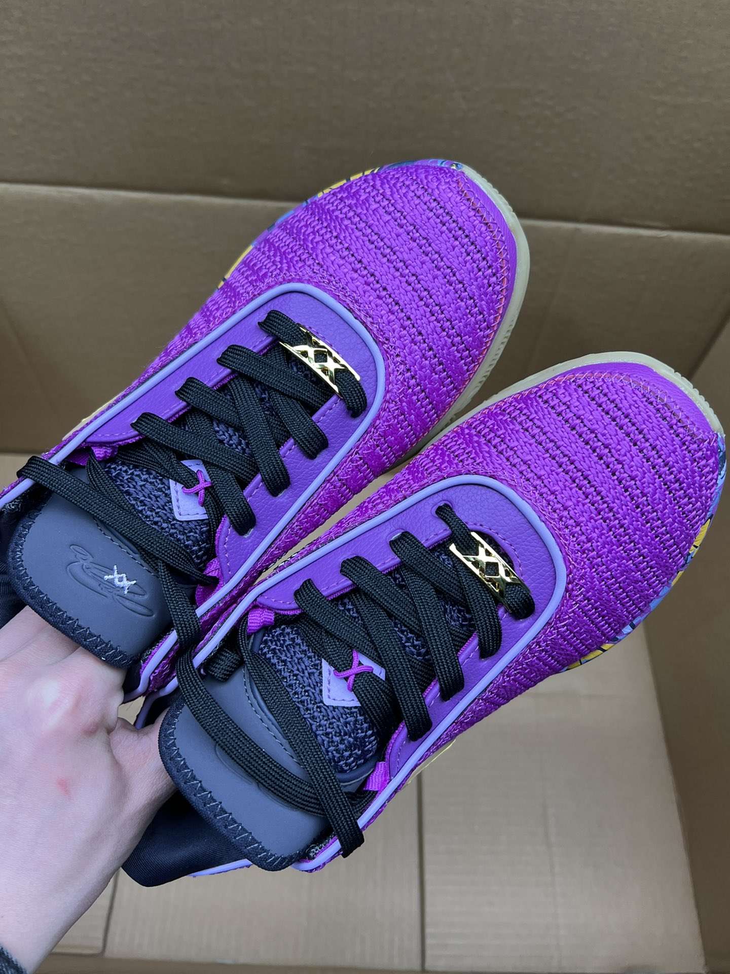 KICKWHO Nike Men's Lebron XX Lmtd EP Basketball Shoes"Vivid Purple" - Image 9