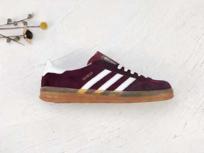KICKWHO Adidas X Gucci Sneakers Gazelle Metallic Plum color