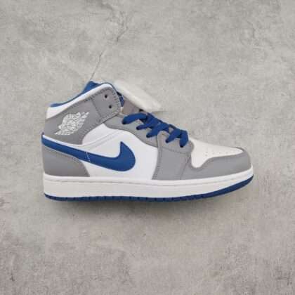KICKWHO Air Jordan 1 Mid "True Blue"