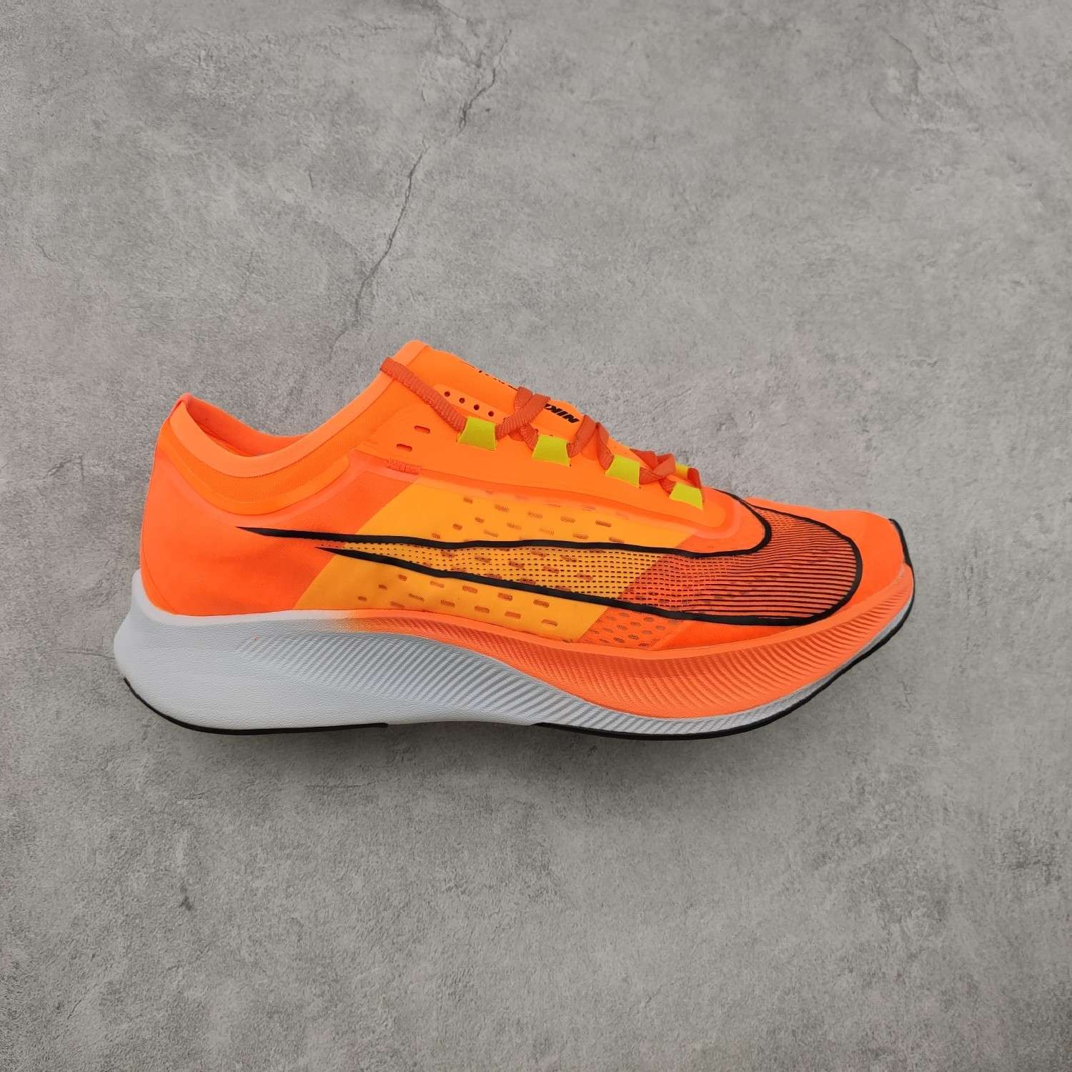 KICKWHO Nike Zoom Fly 3 Running shoes