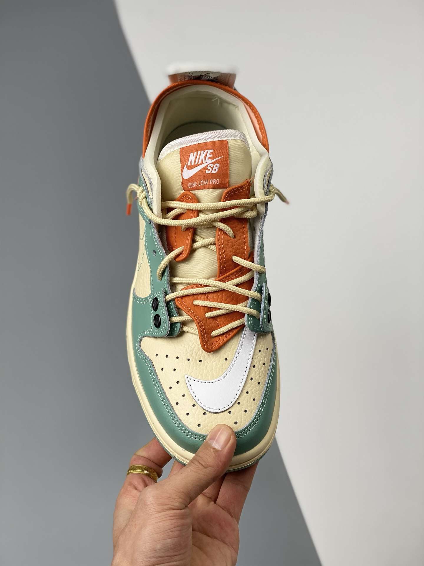 Kickswho Nike SB Dunk Low Blue Orange White BQ6817-039 - Image 2