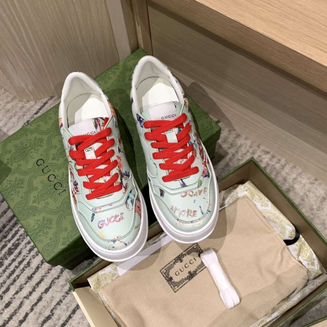 KICKWHO Gucci Screener GG Embossed High-Top Sneaker Green Red - Image 3