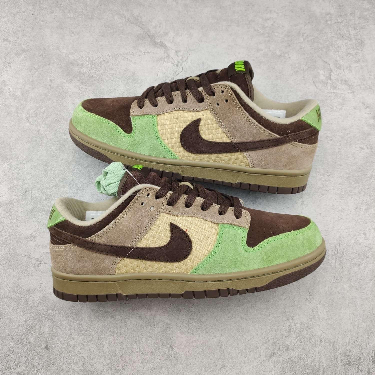 Kickswho Nike Dunk Low SB KicksHawaii Aloha - Image 2