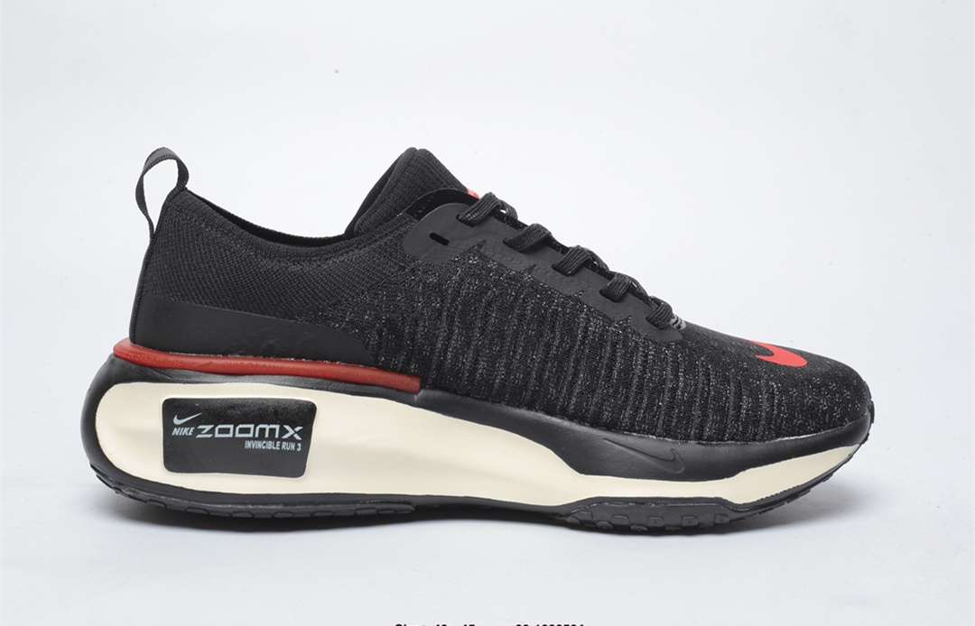 KICKWHO Nike ZoomX Invincible Run Flyknit 3" Black - Image 3