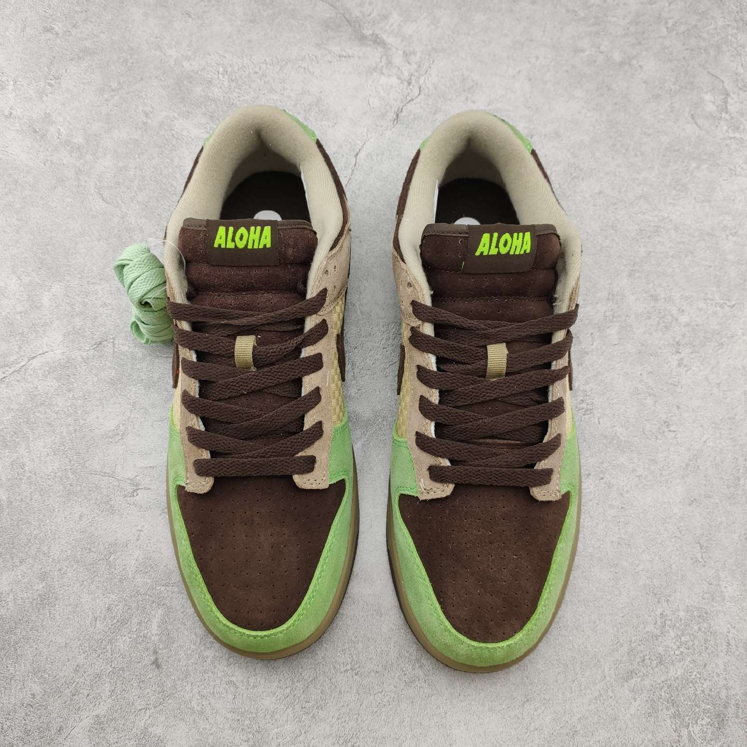 Kickswho Nike Dunk Low SB KicksHawaii Aloha - Image 3