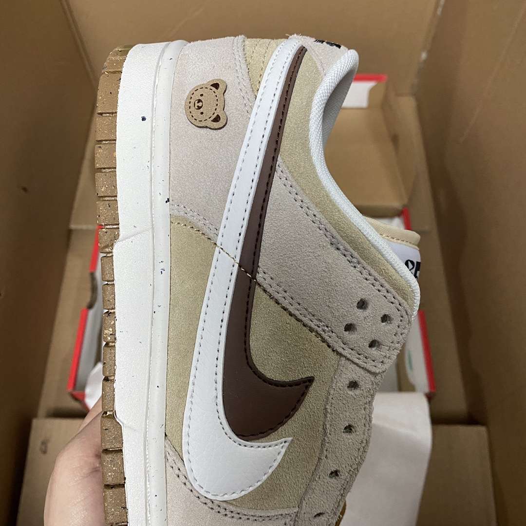 Kickswho Nike Dunk Low SB SE 85 Year of the Rabbit White Brown - Image 3