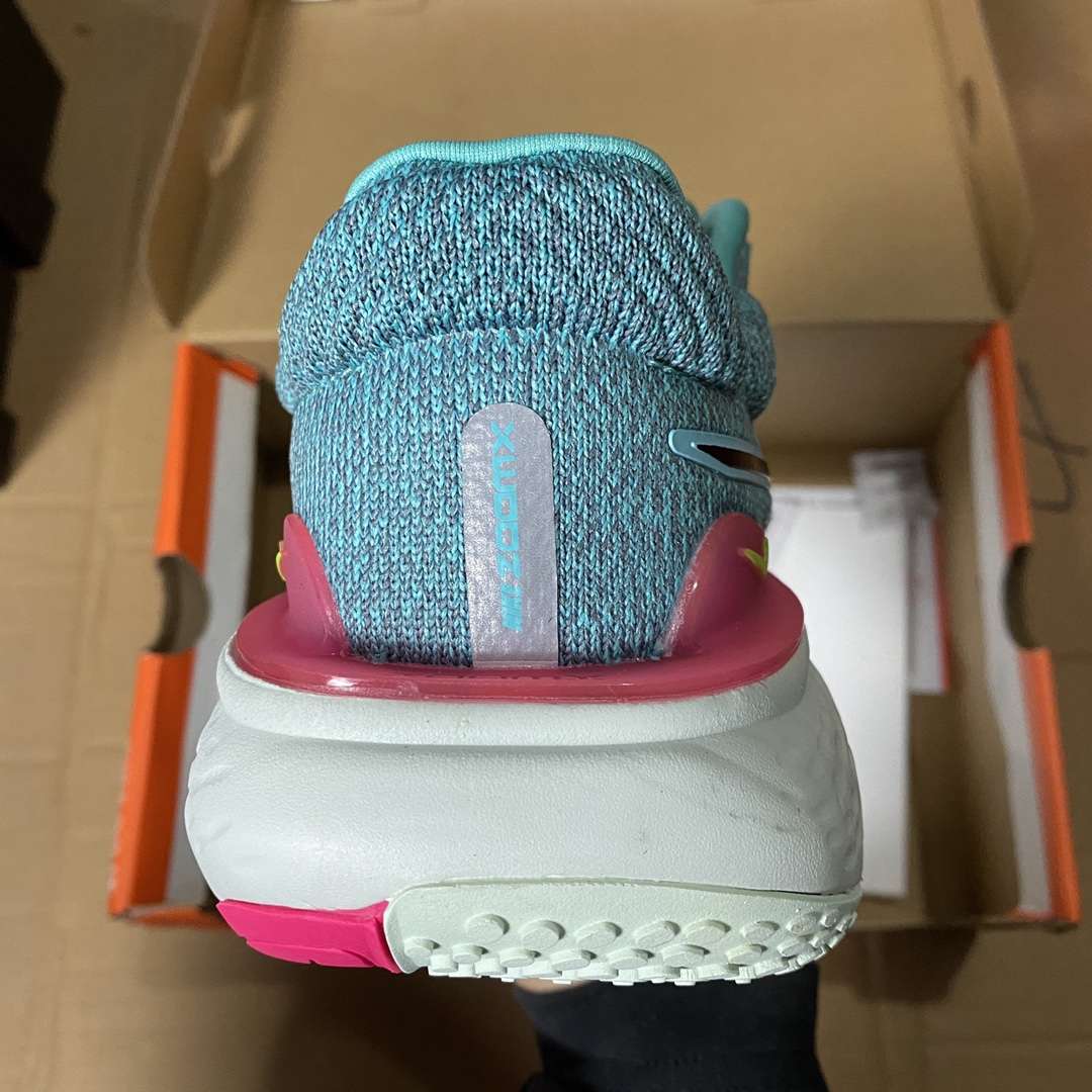 KICKWHO Nike ZoomX Invincible Run FK 2 Sneakers DC9993 300 - Image 4