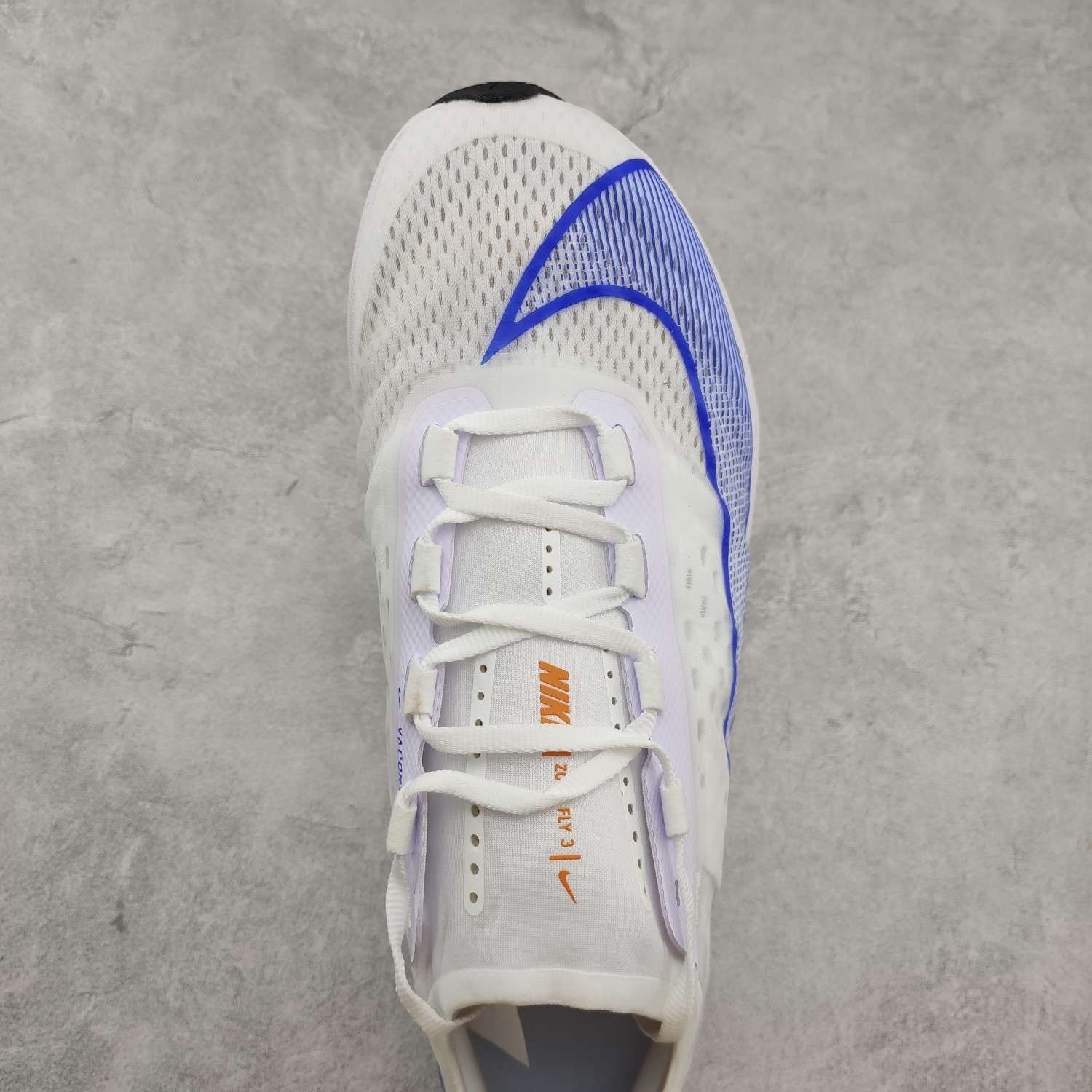 KICKWHO Nike Zoom Fly 3 Pure Platinum - Image 4
