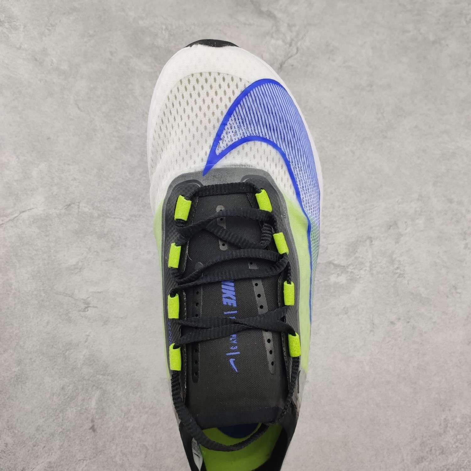 KICKWHO Nike Zoom Fly 3 White Racer Blue Cyber Black - Image 4