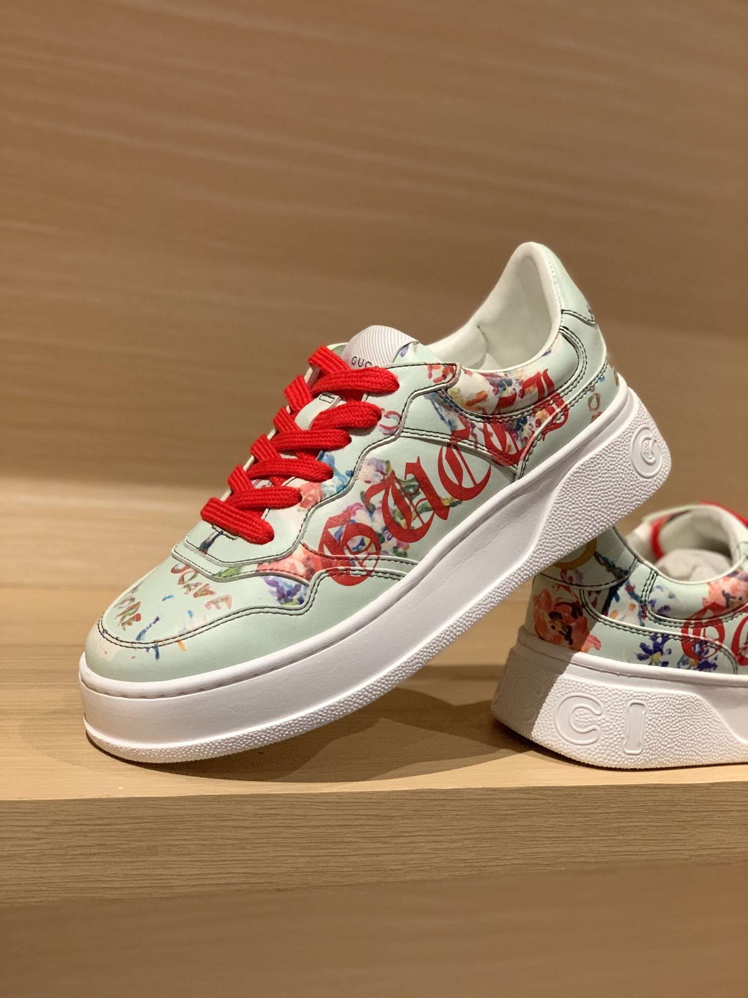 KICKWHO Gucci Screener GG Embossed High-Top Sneaker Green Red - Image 5