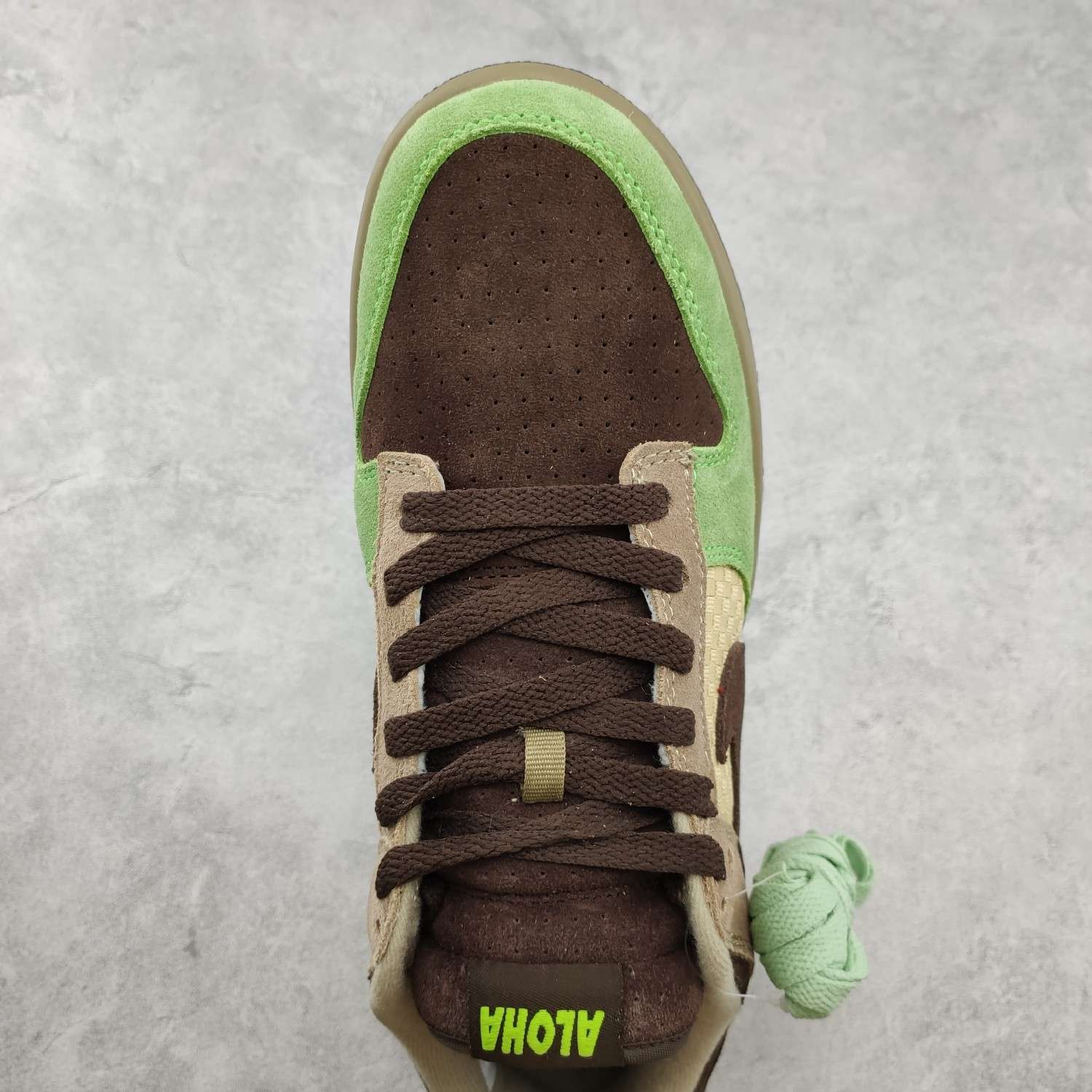 Kickswho Nike Dunk Low SB KicksHawaii Aloha - Image 4