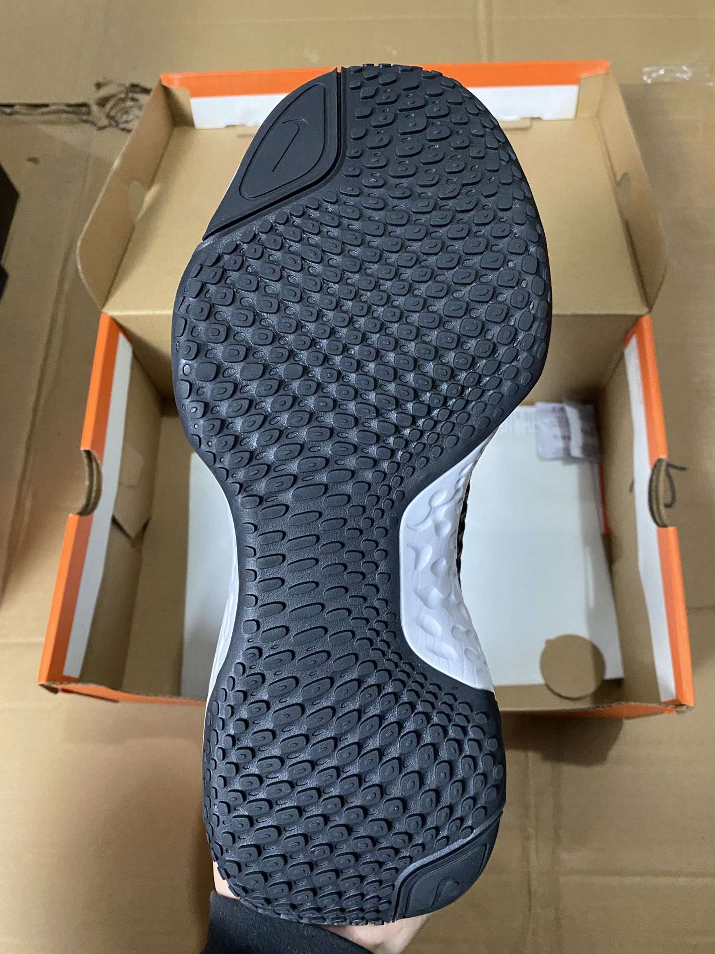 KICKWHO Nike ZoomX Invincible Run Flyknit 2 Sneakers DC9993 300 Black - Image 5