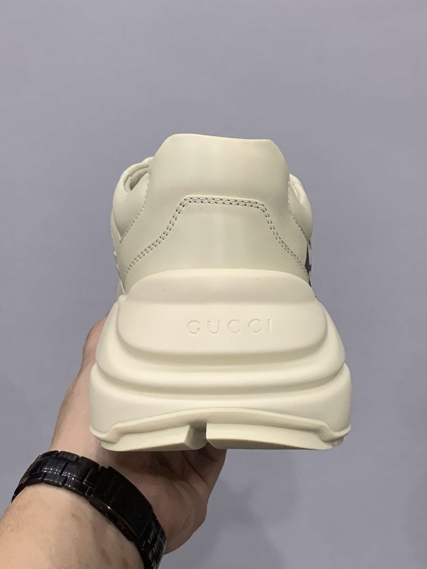 KICKWHO Gucci Rhython Vintage Trainer Sneakers - Image 5
