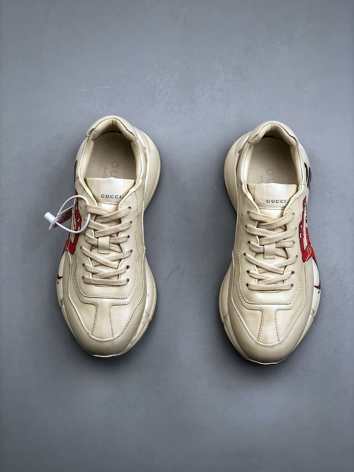 KICKWHO Gucci Leather Sneaker For Women and Men - Image 5