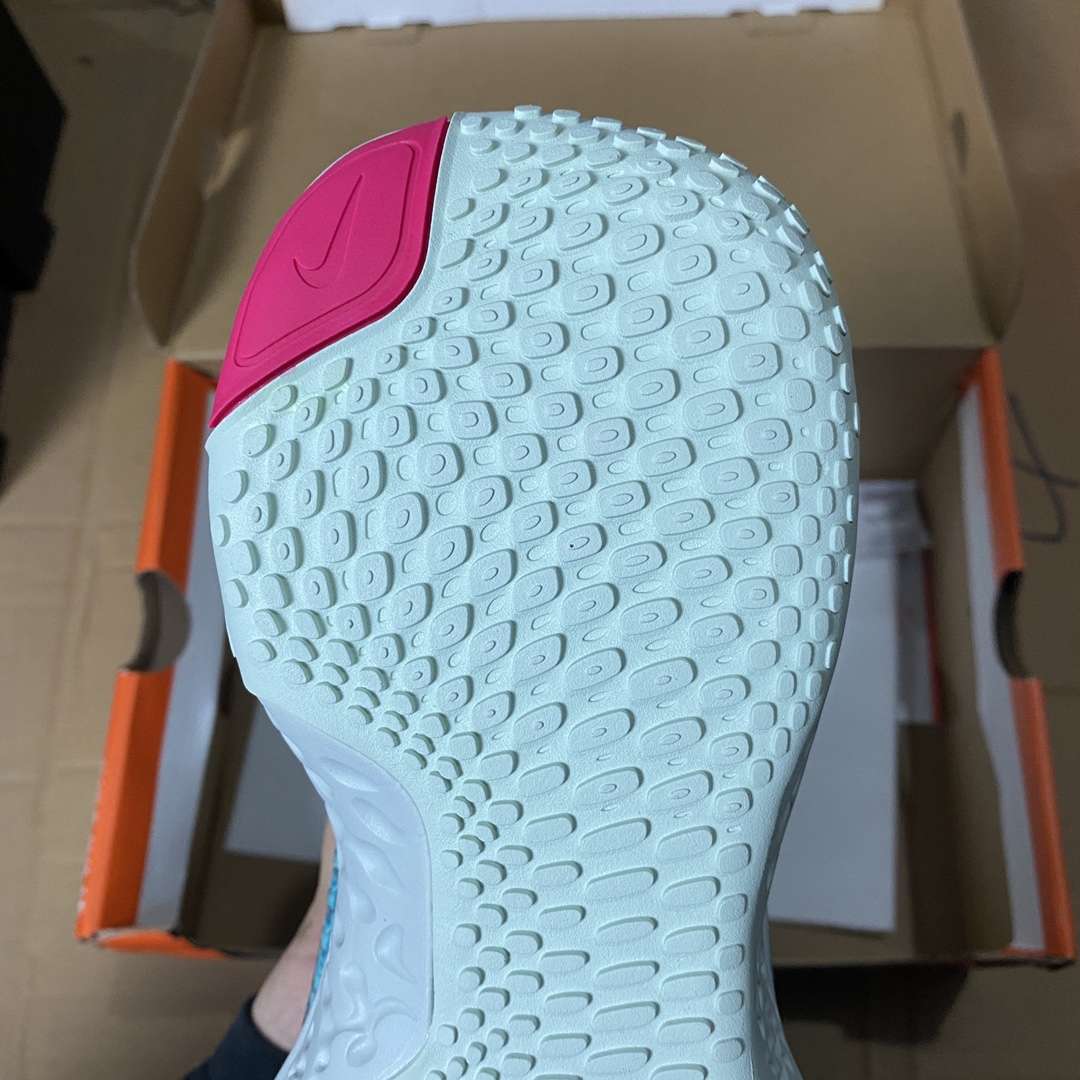 KICKWHO Nike ZoomX Invincible Run FK 2 Sneakers DC9993 300 - Image 6