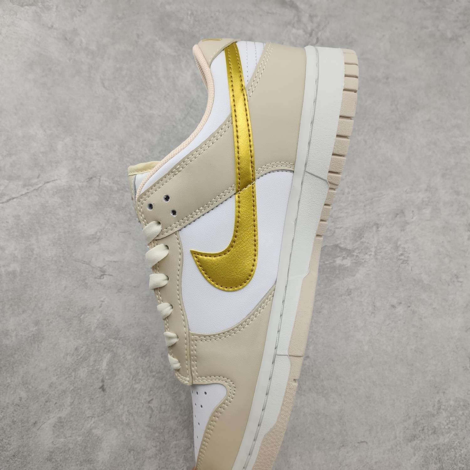 Kickswho Nike SB Dunk Low"Medium Olive" - Image 7