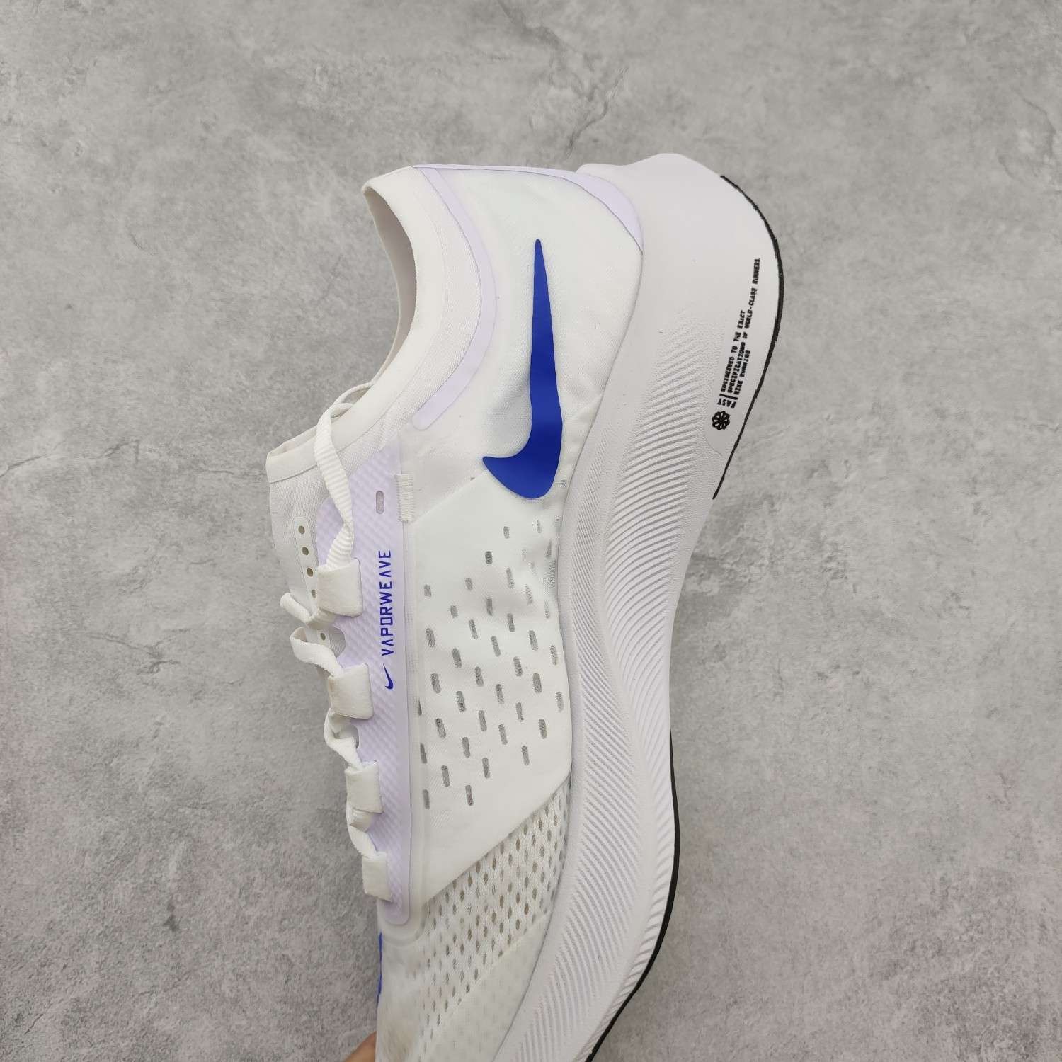 KICKWHO Nike Zoom Fly 3 Pure Platinum - Image 7