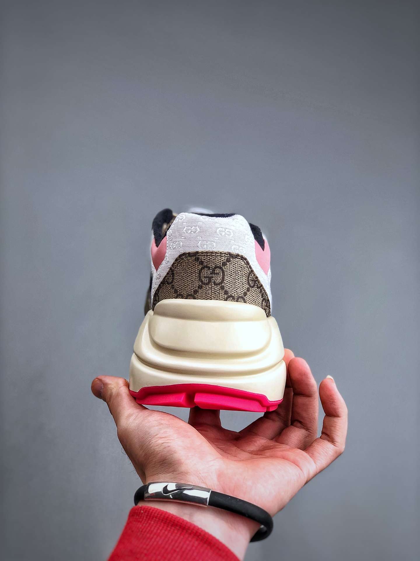 KICKWHO Gucci Leather Sneaker For Women and Men - Image 6