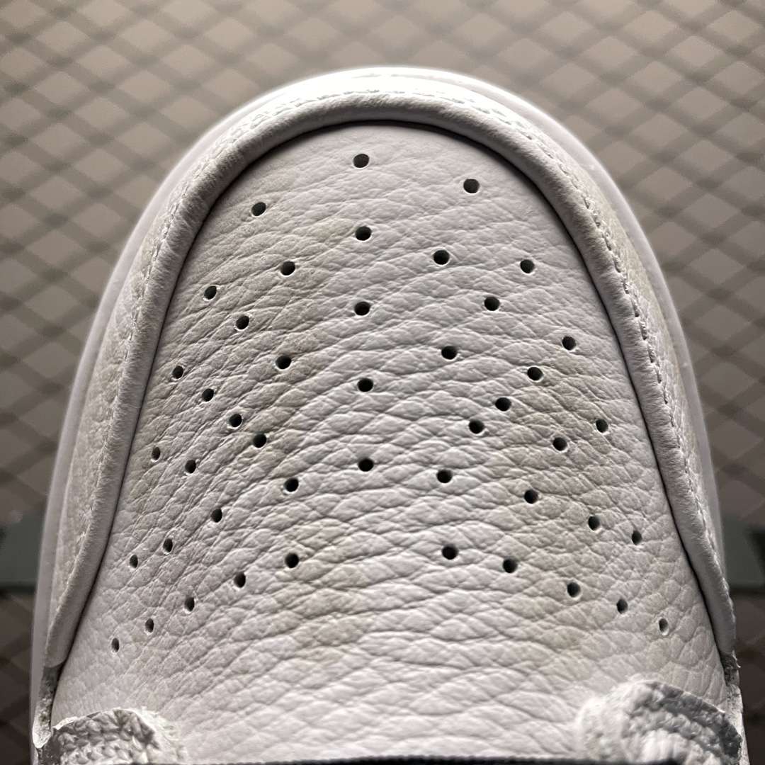 KICKWHO Nike SB Dunk Low Pro QS White - Image 7