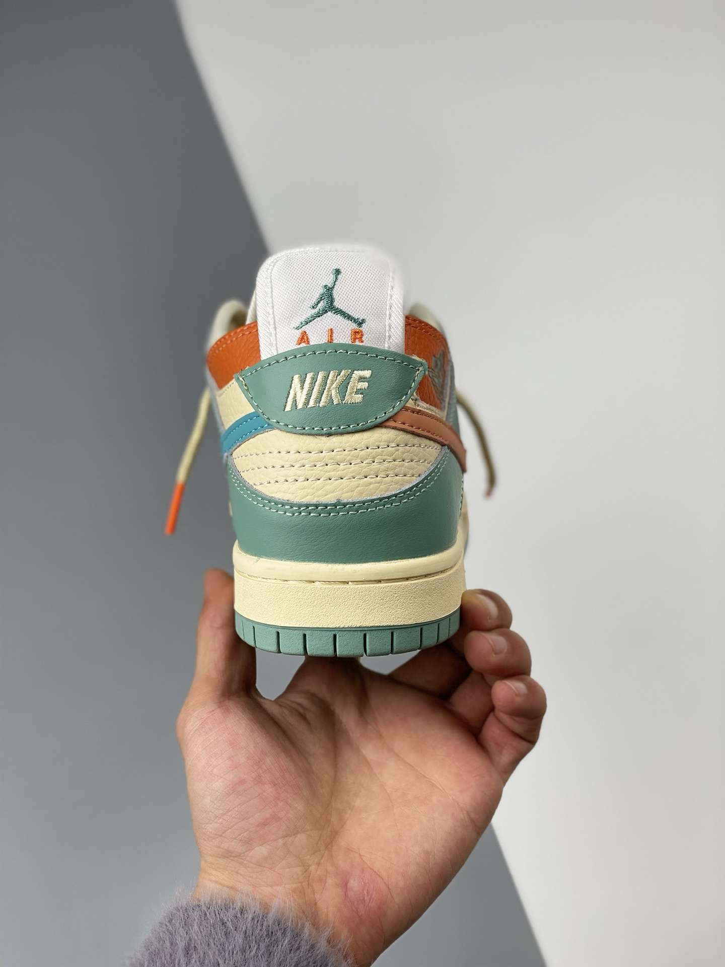 Kickswho Nike SB Dunk Low Blue Orange White BQ6817-039 - Image 8