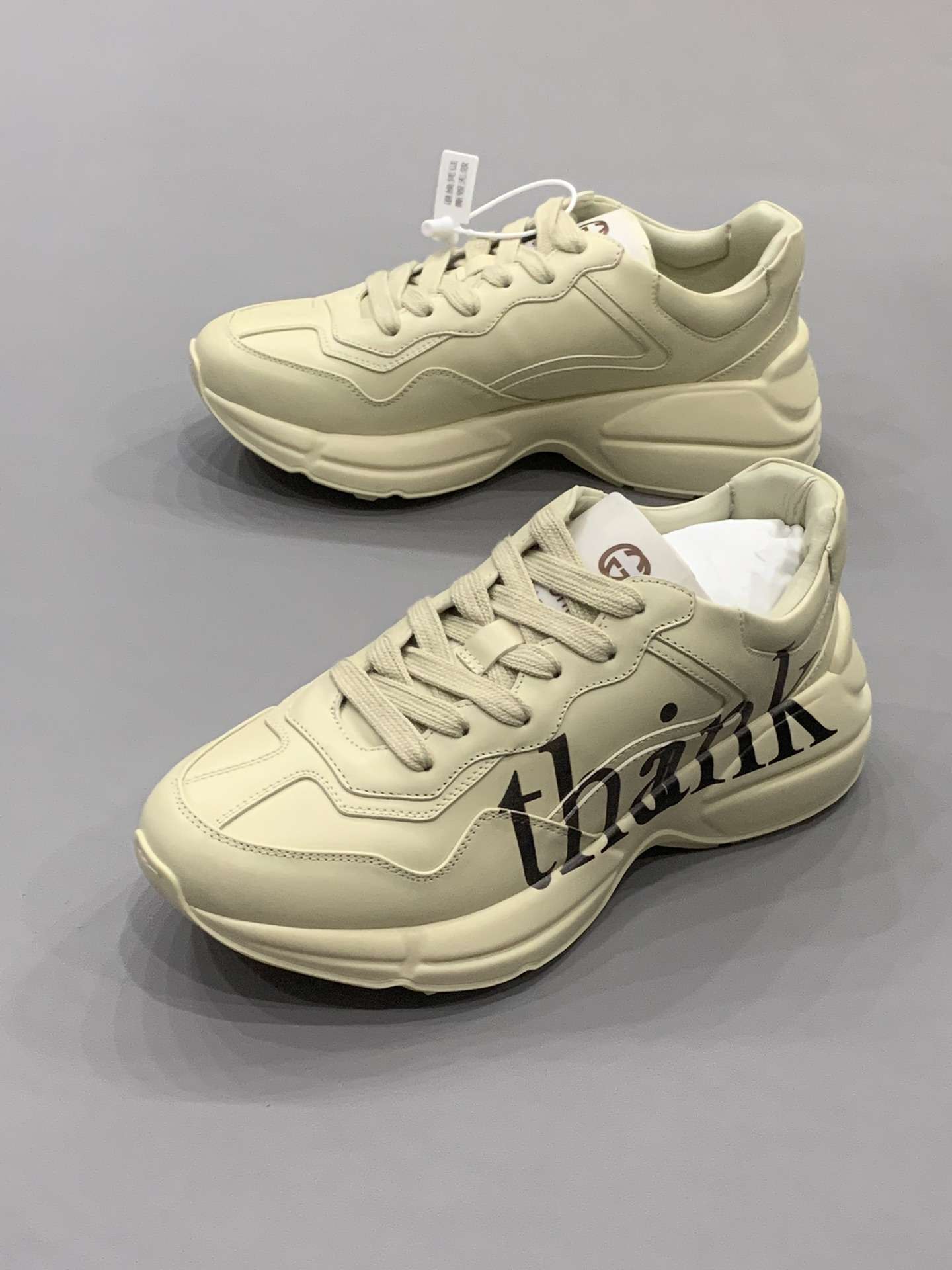 KICKWHO Gucci Rhython Vintage Trainer Sneakers - Image 8
