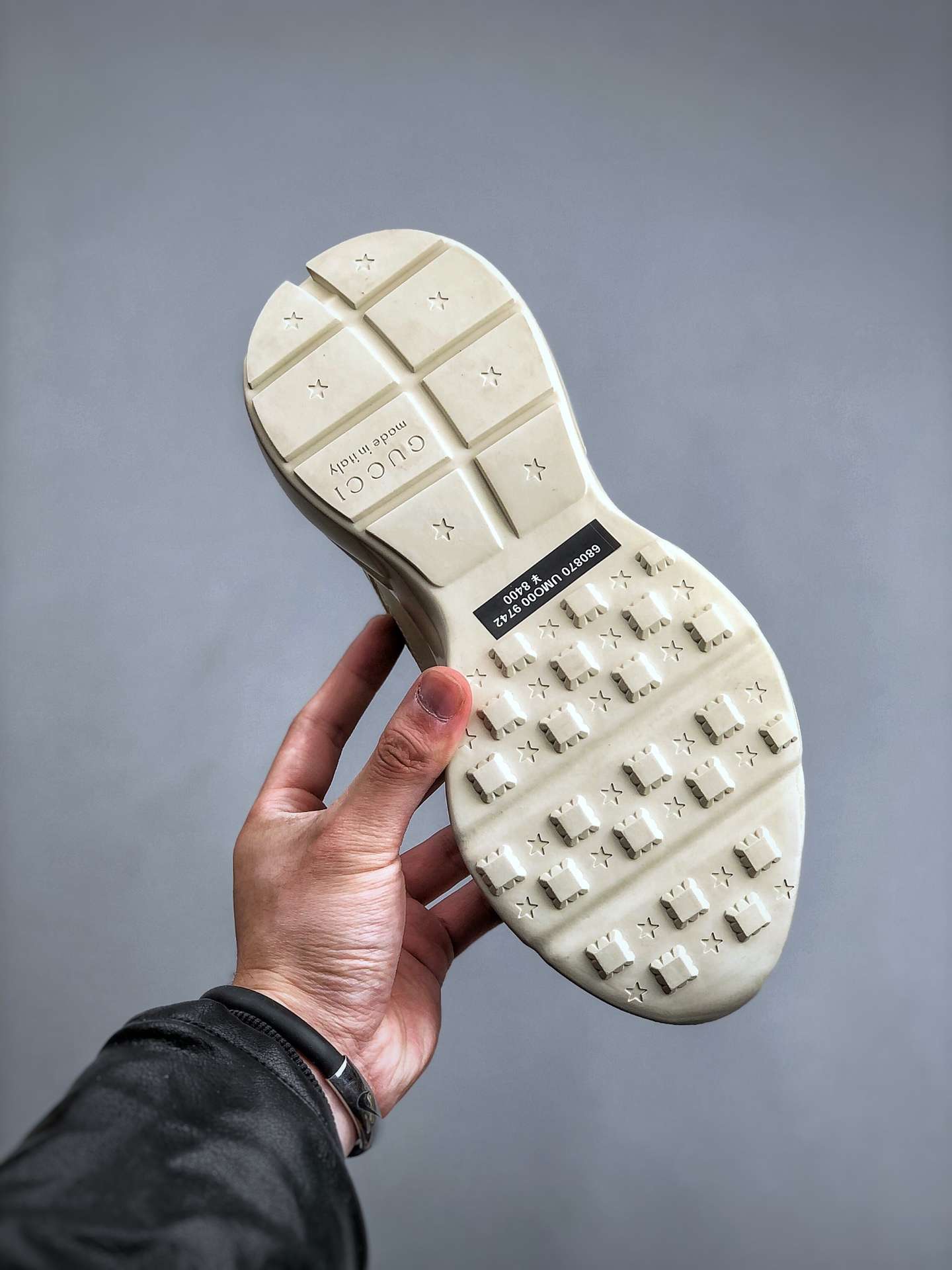 KICKWHO Gucci Leather Sneaker For Women and Men - Image 8