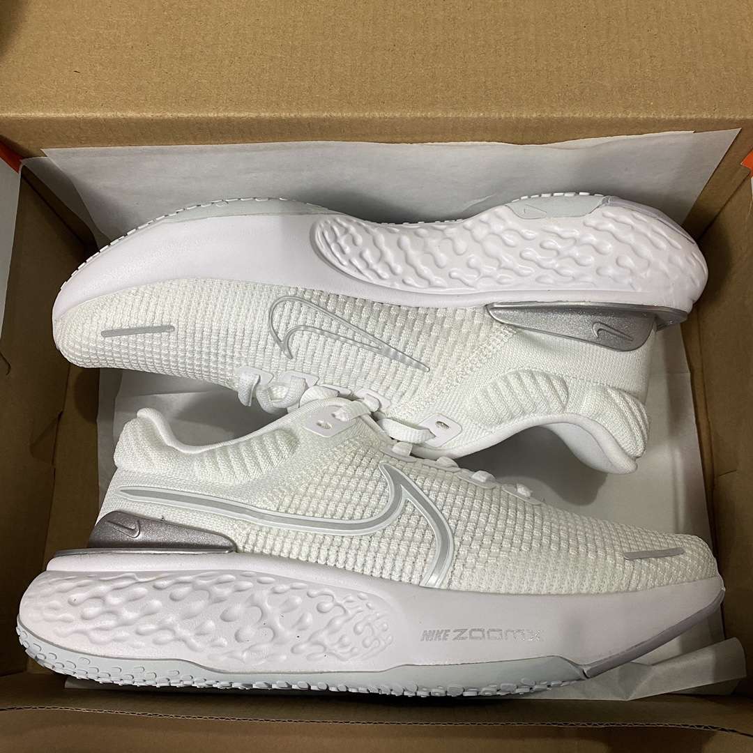 KICKWHO Nike ZoomX Invincible Flyknit 2Running Sneakers DC9993 300 White - Image 9