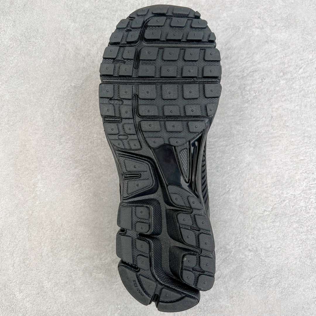 KICKWHO Nike Air Zoom Vomero 5 Sneakers BV1358-002 - Image 9