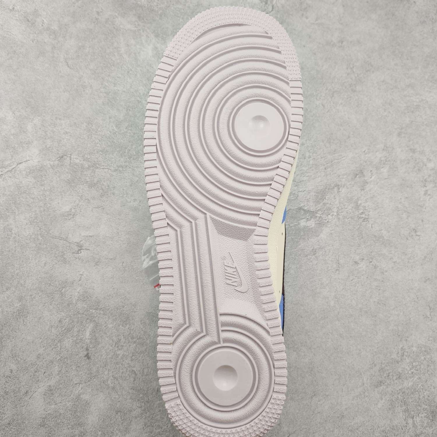 Kickswho LV x Nike Air Force 1 07 Low Navy Blue Brown White - Image 9