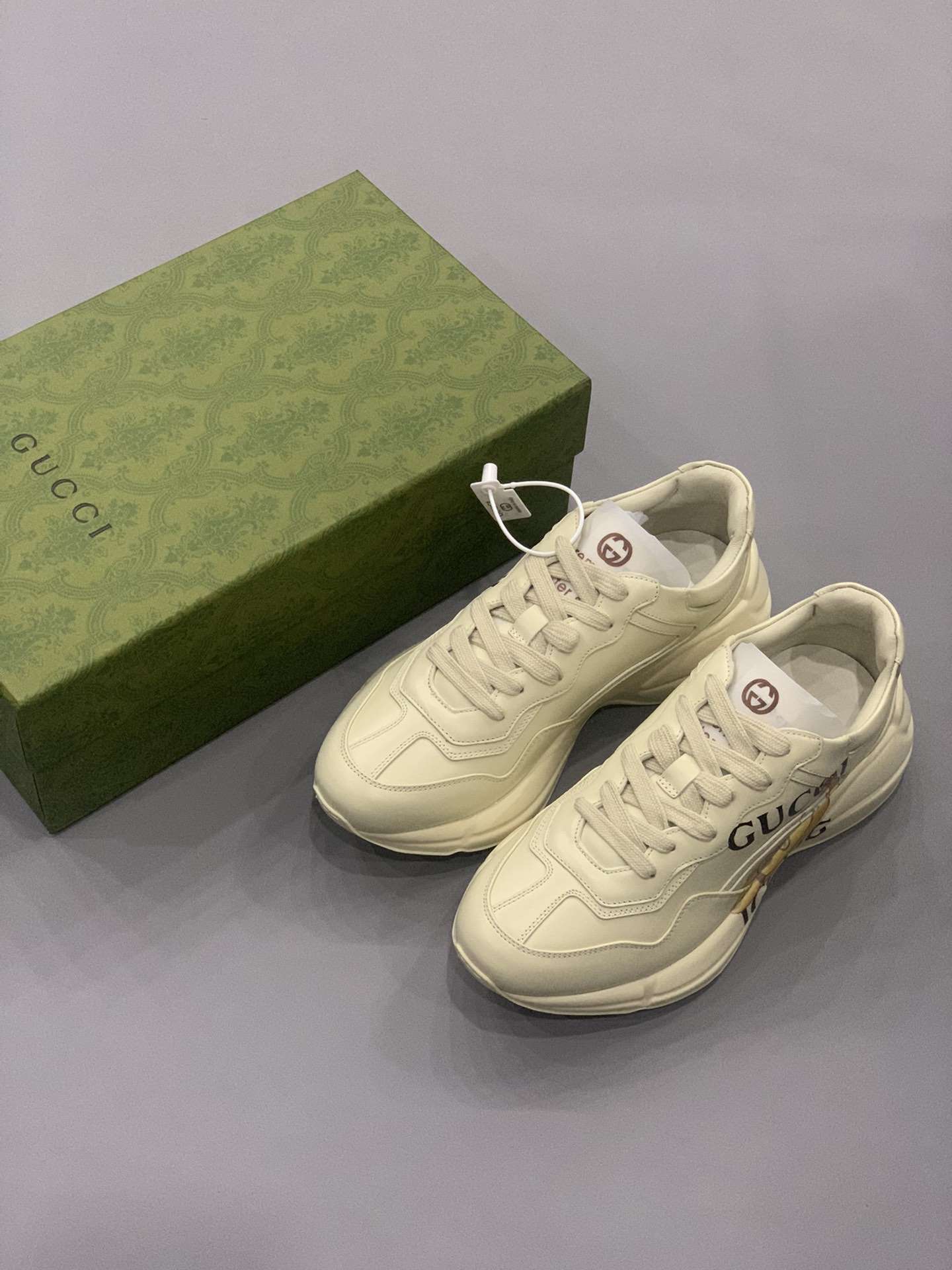 KICKWHO Gucci Rhython Vintage Trainer Sneakers - Image 9