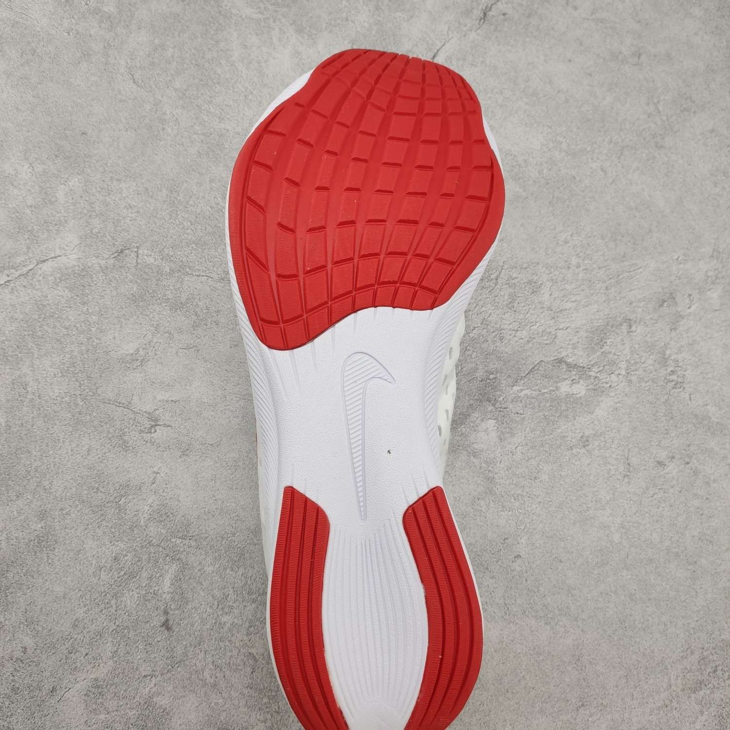 KICKWHO Nike Zoom Fly 3 White Laser Crimson - Image 9