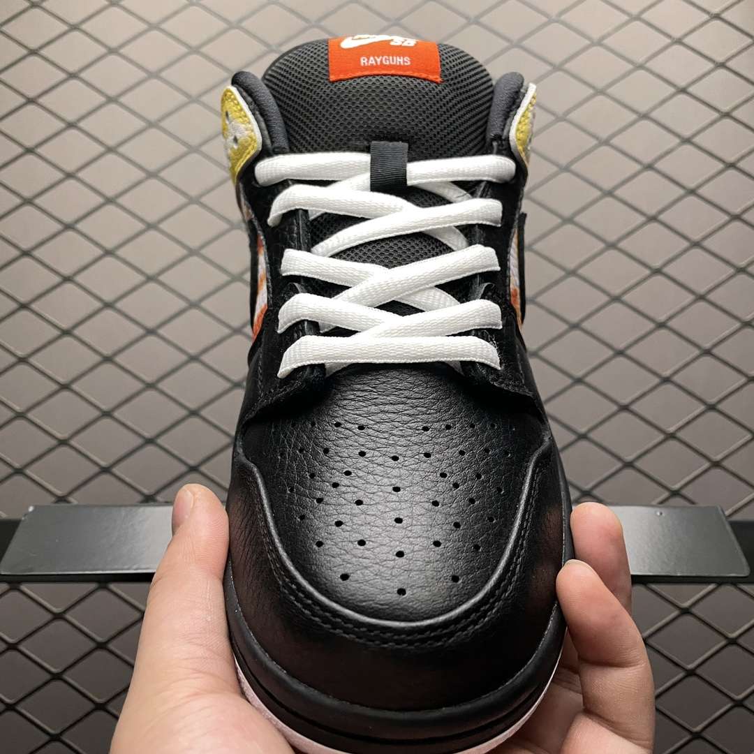 KICKWHO Nike SB Dunk Low Pro QS "Roswell Raygun" - Image 9