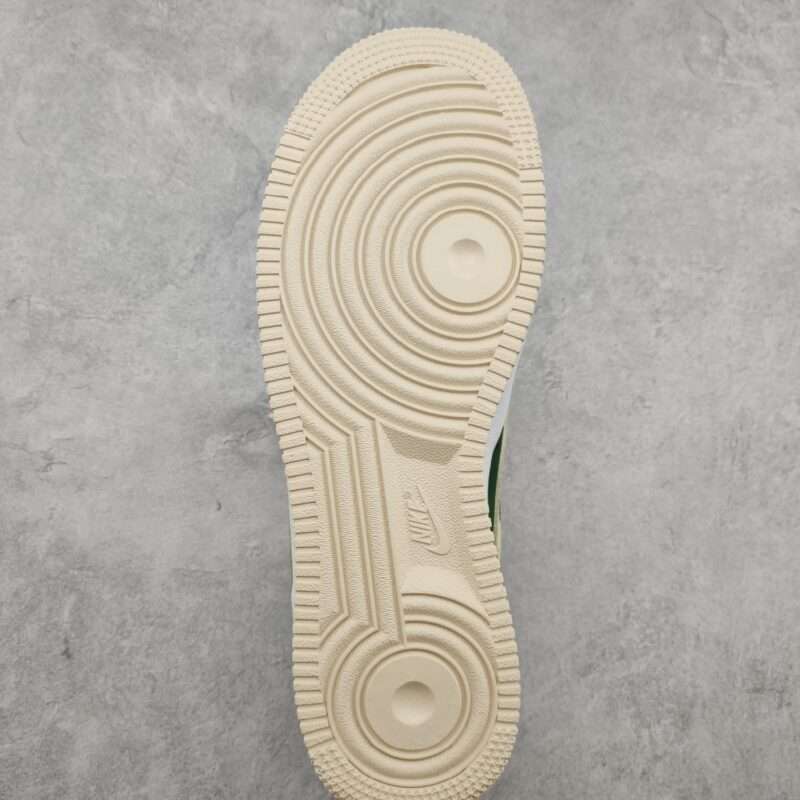 Kickswho Nike Air Force 1 '07 Low x GUCCI - Image 9