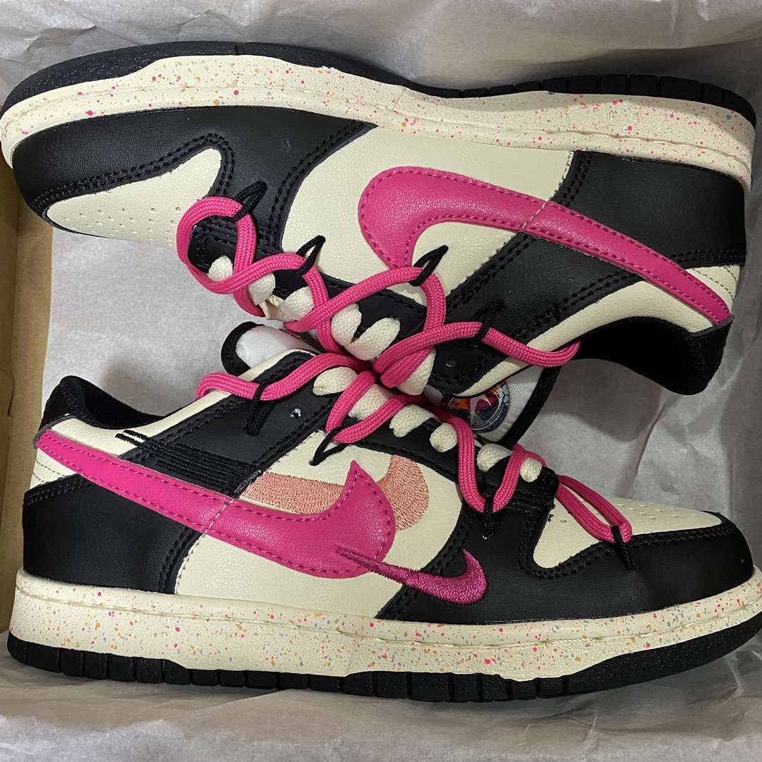 Kickswho Nike SB Zoom Dunk Low 'Multi-Swoosh - Image 9