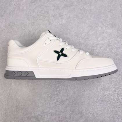 KICKWHO Louis Vuitton 23ss Trainer Sneakers White