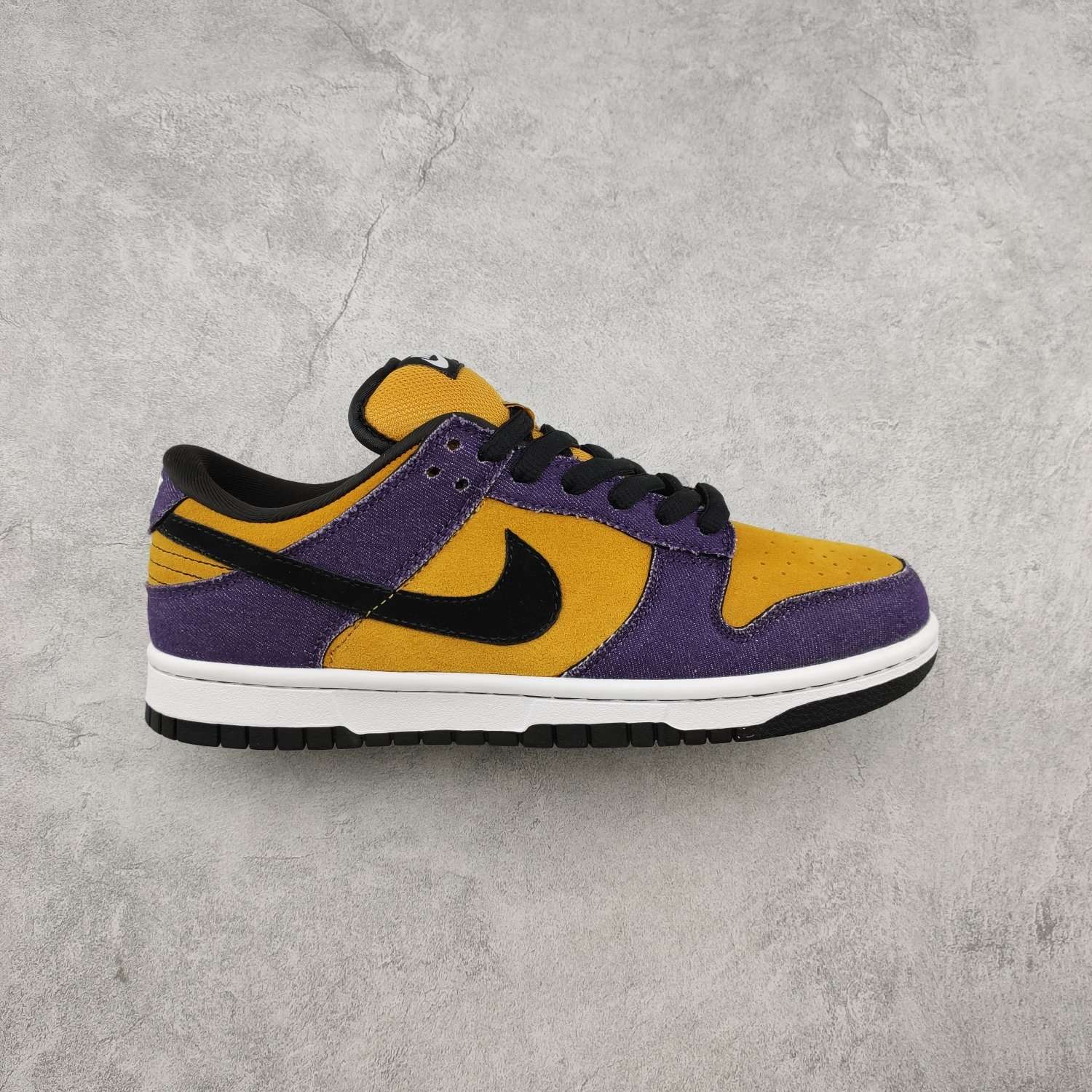 Kickswho Nike SB Dunk Low Pro"Goofy Boy" 304292-751