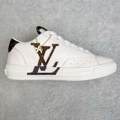 KICKWHO Louis Vuitton Time Out Low Sneakers White