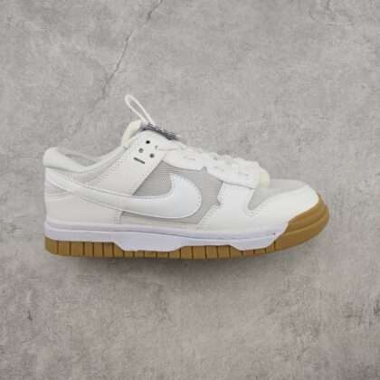 Kickswho Nike SB Dunk Low Remastered White Gum