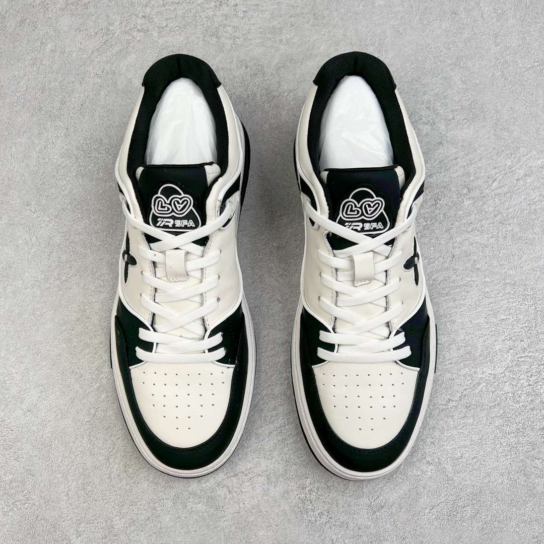 KICKWHO Louis Vuitton 23ss Trainer Sneakers Black White - Image 2