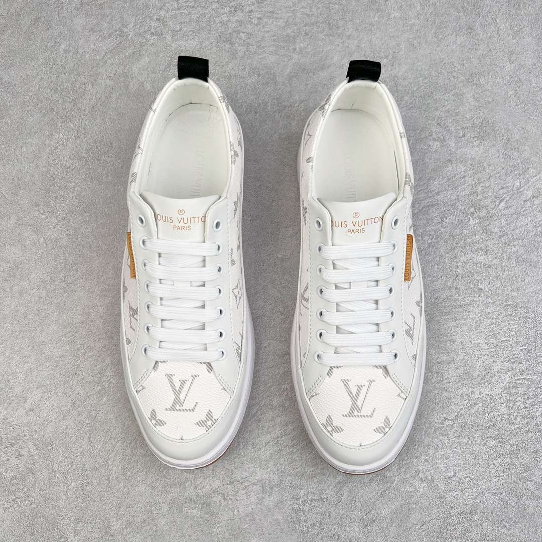 KICKWHO Louis Vuitton Remarque Low Sneakers White - Image 2