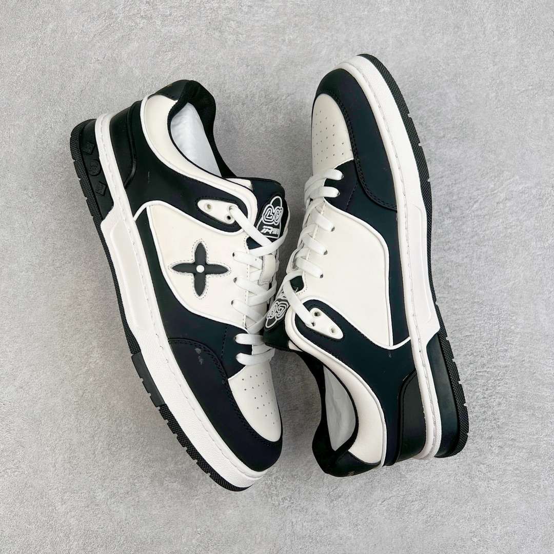 KICKWHO Louis Vuitton 23ss Trainer Sneakers Black White - Image 3
