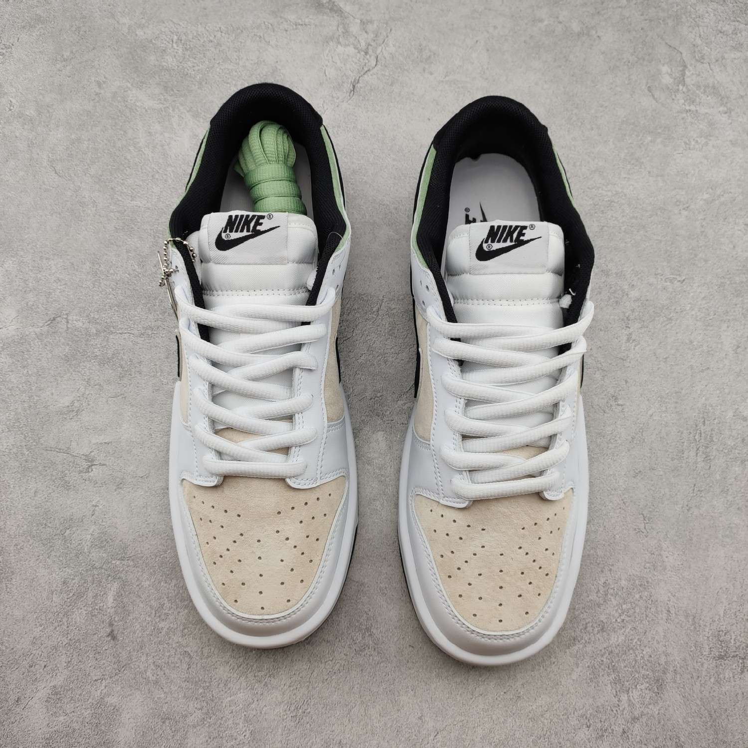 Kickswho Otomo Katsuhiro x NK SB Dunk Low "Steamboy OST" - Image 3