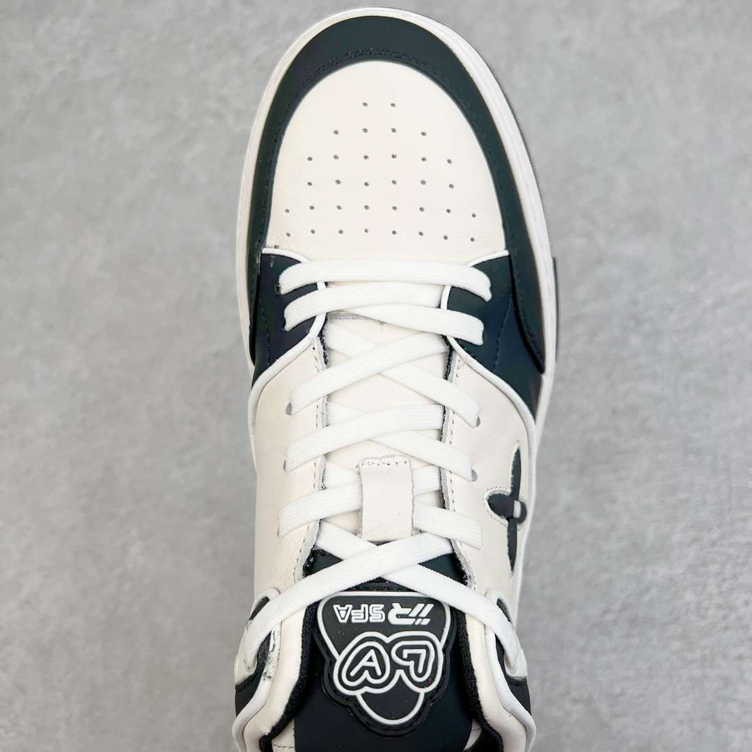 KICKWHO Louis Vuitton 23ss Trainer Sneakers Black White - Image 4